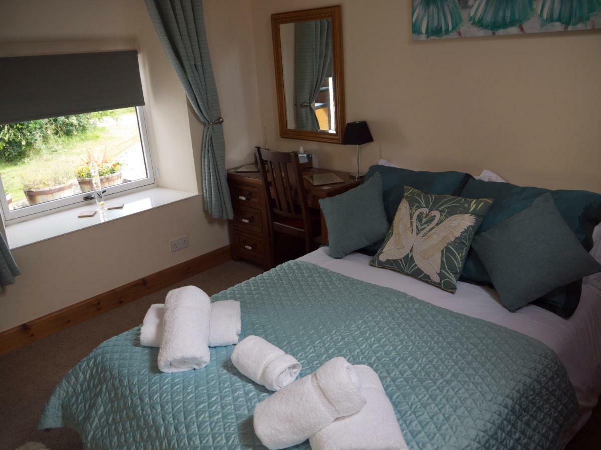 Blossom Cottage Lonmore ภายนอก รูปภาพ